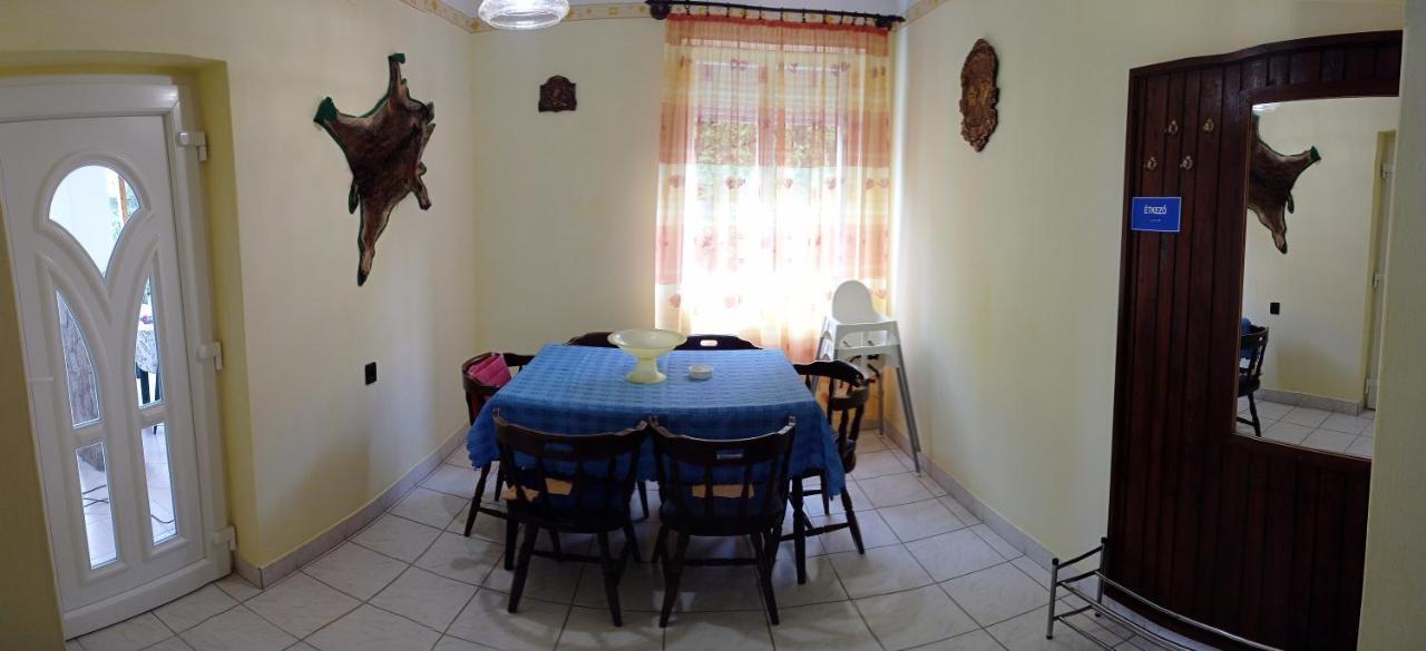 Apartament Kaman Nyaralo *
